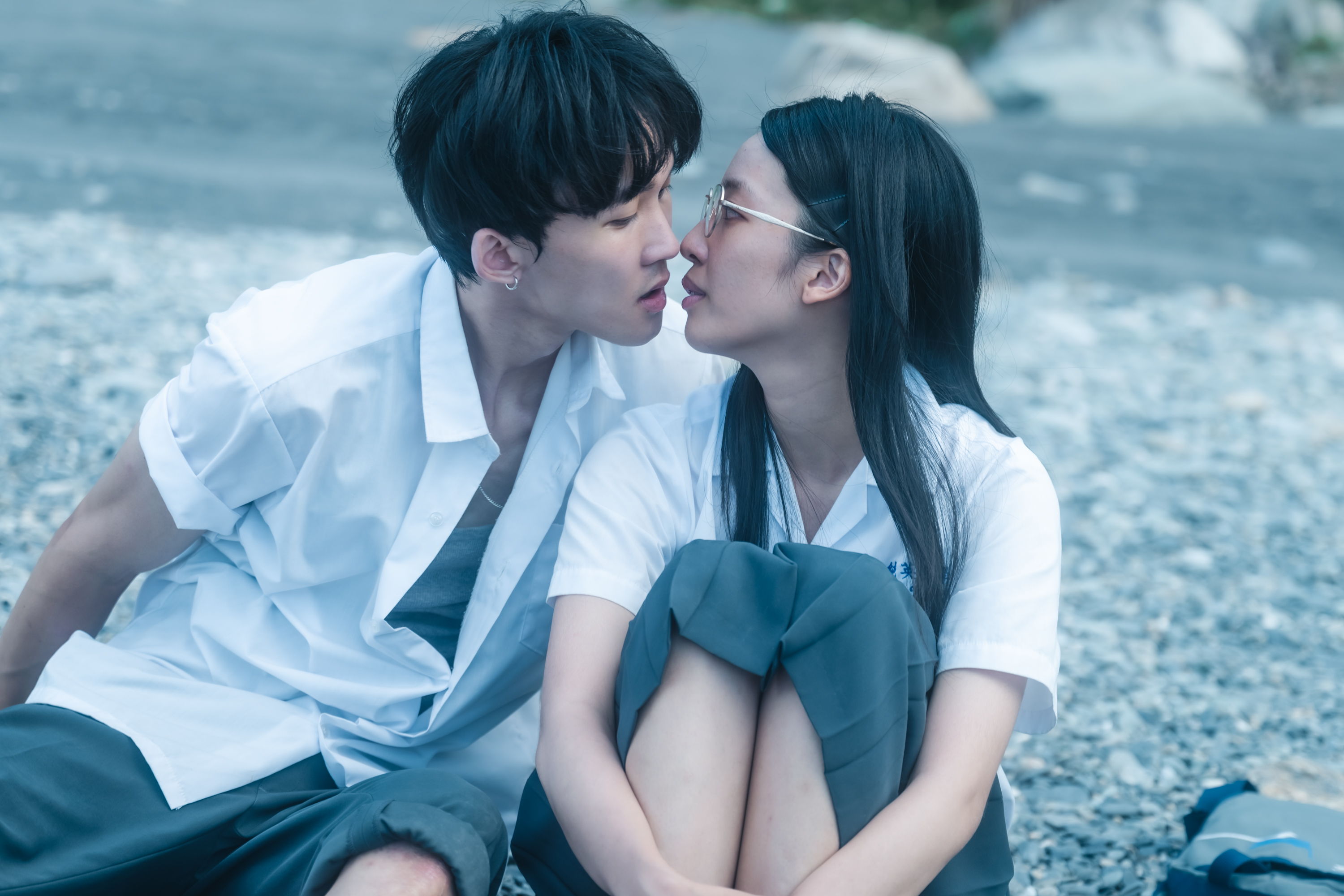 《小藍》由新生代演員王渝萱（右）、葉廷麒演出青少年對愛與性的摸索經驗-圖片