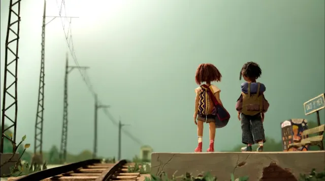 Anna and Manon Go to the Sea-Image