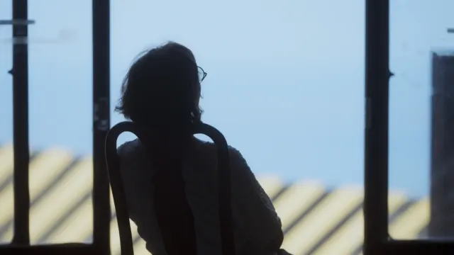 島上有聲，霧裡有人，夢中有神-圖片